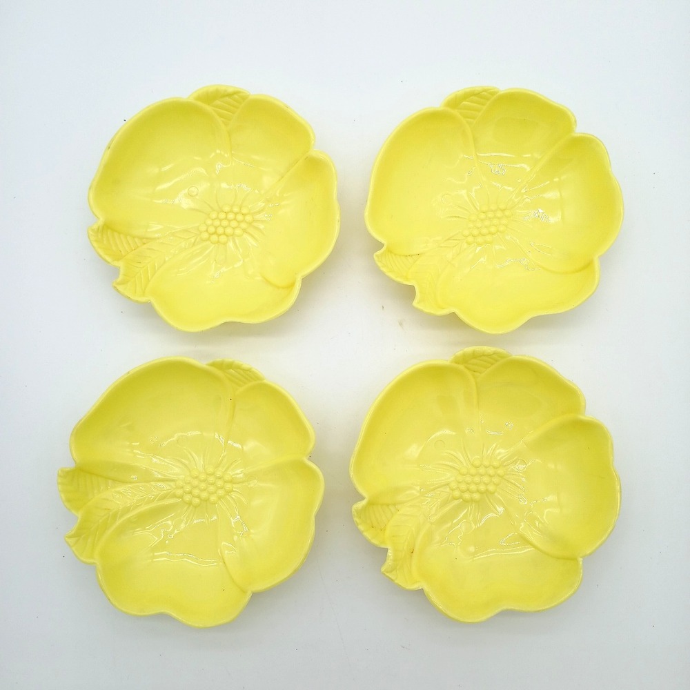 Set 4 Yellow Melamine Bowls Hibiscus Flower Hofmann Industries Pennsylvania USA